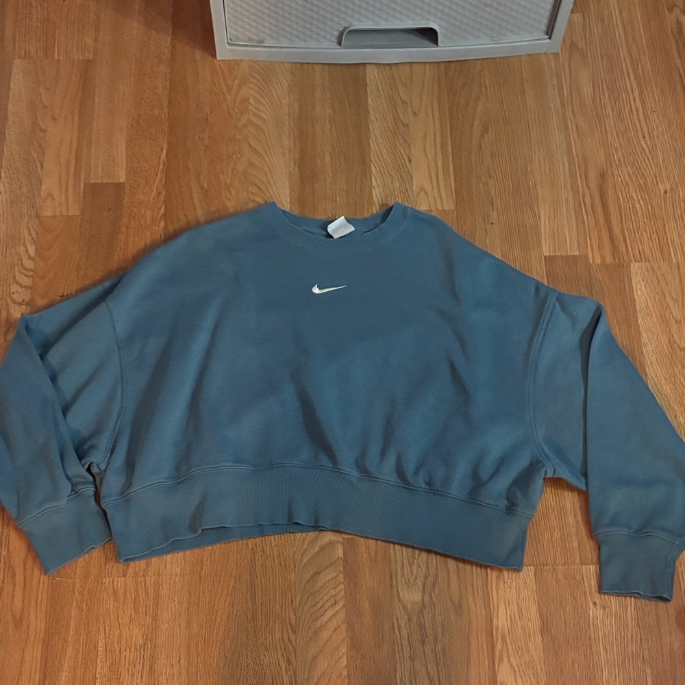 Nike Women's Teal Crew Neck Sweater